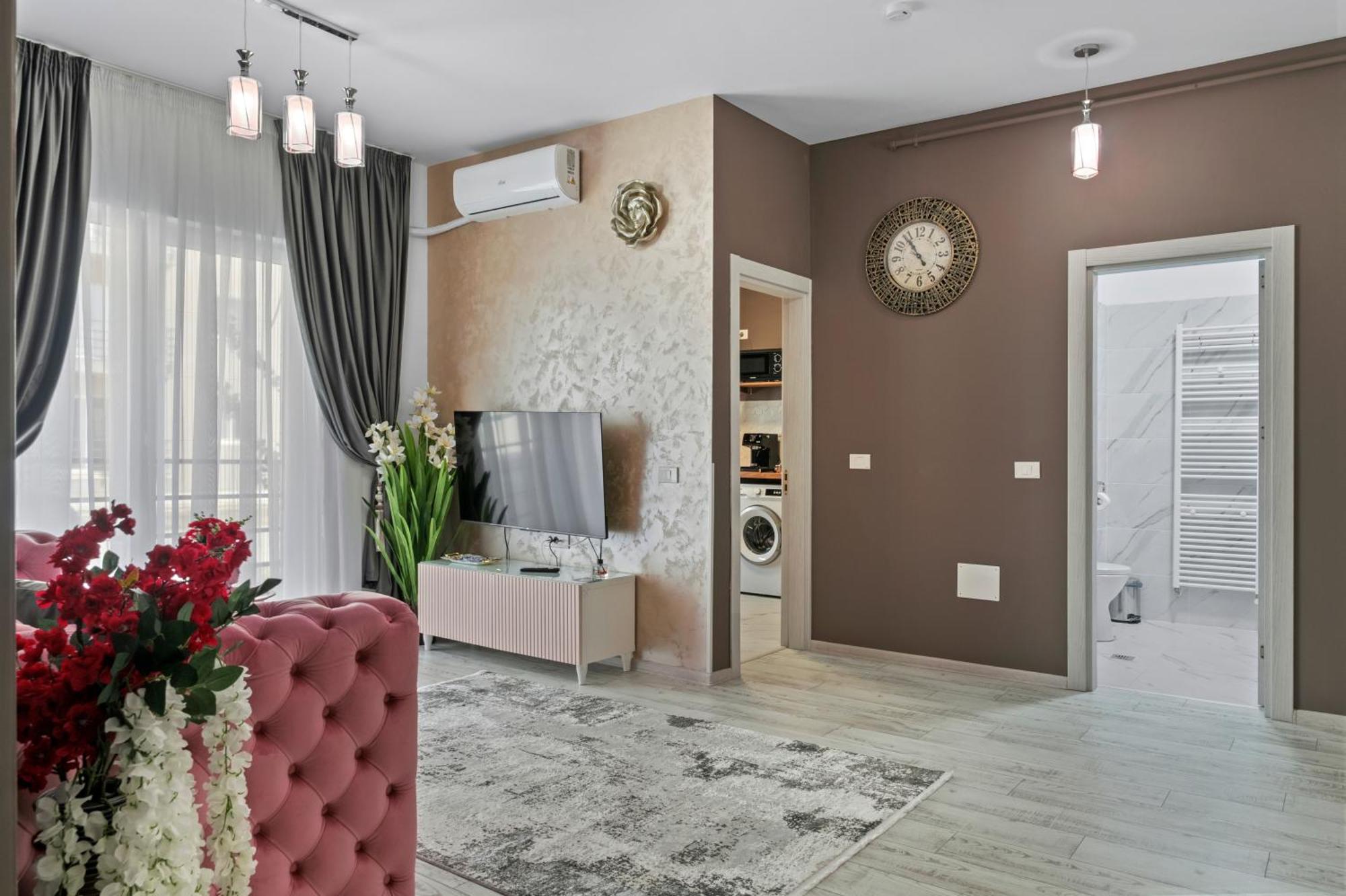 Luxury Rose Appartamento Bucarest